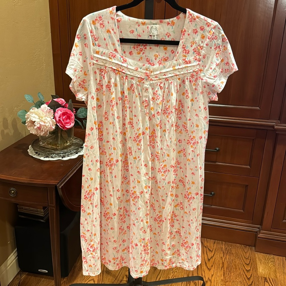 ARIA Nightgown PJs Pajamas Pink Orange White Floral Lace Short Sleeve M EUC